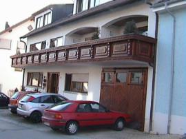 PW2003 098